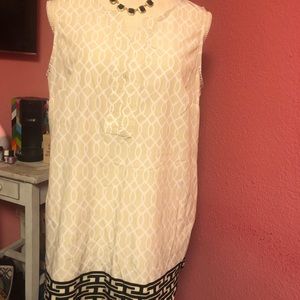 Sleeveless blouse